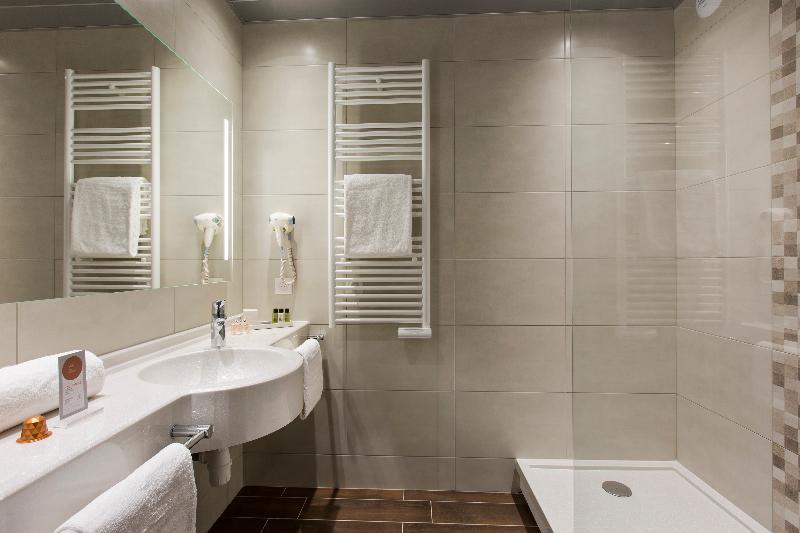 Roi Soleil Prestige Strasbourg Hotel Schiltigheim Kültér fotó